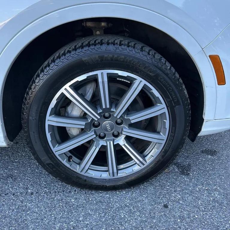 used 2017 Audi Q7 car, priced at $12,495
