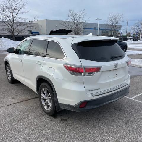 used 2015 Toyota Highlander car, priced at $13,995