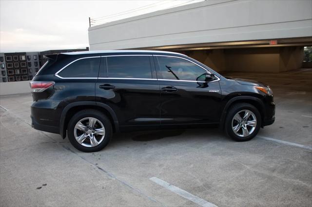 used 2015 Toyota Highlander Hybrid car, priced at $18,495