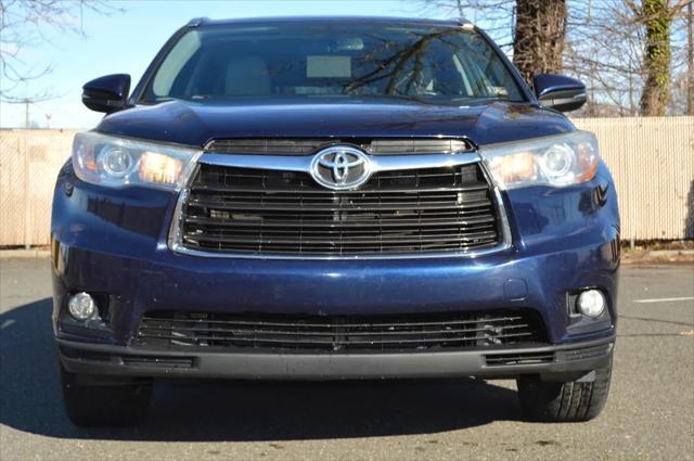 used 2015 Toyota Highlander car, priced at $10,495