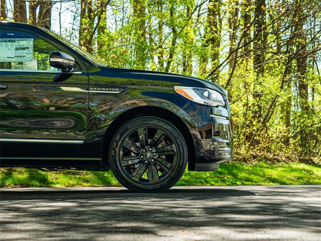 used 2024 Lincoln Navigator car, priced at $95,901