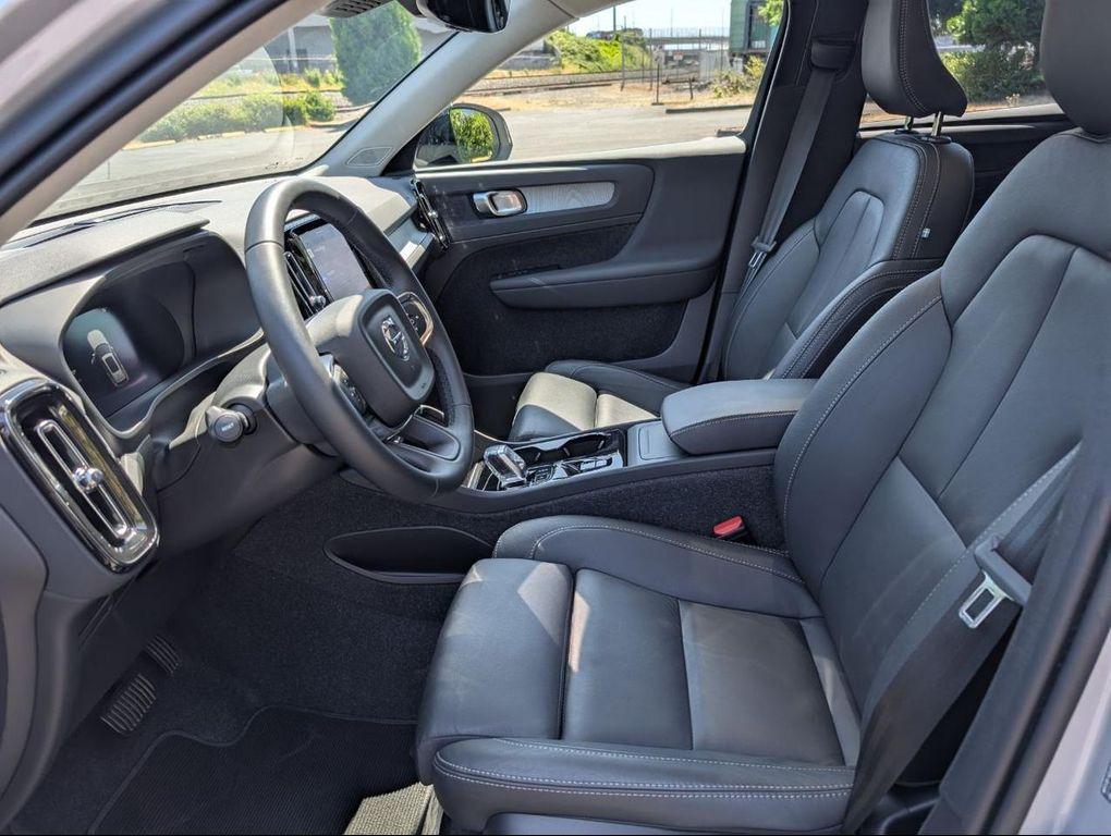 used 2025 Volvo XC40 car, priced at $35,200