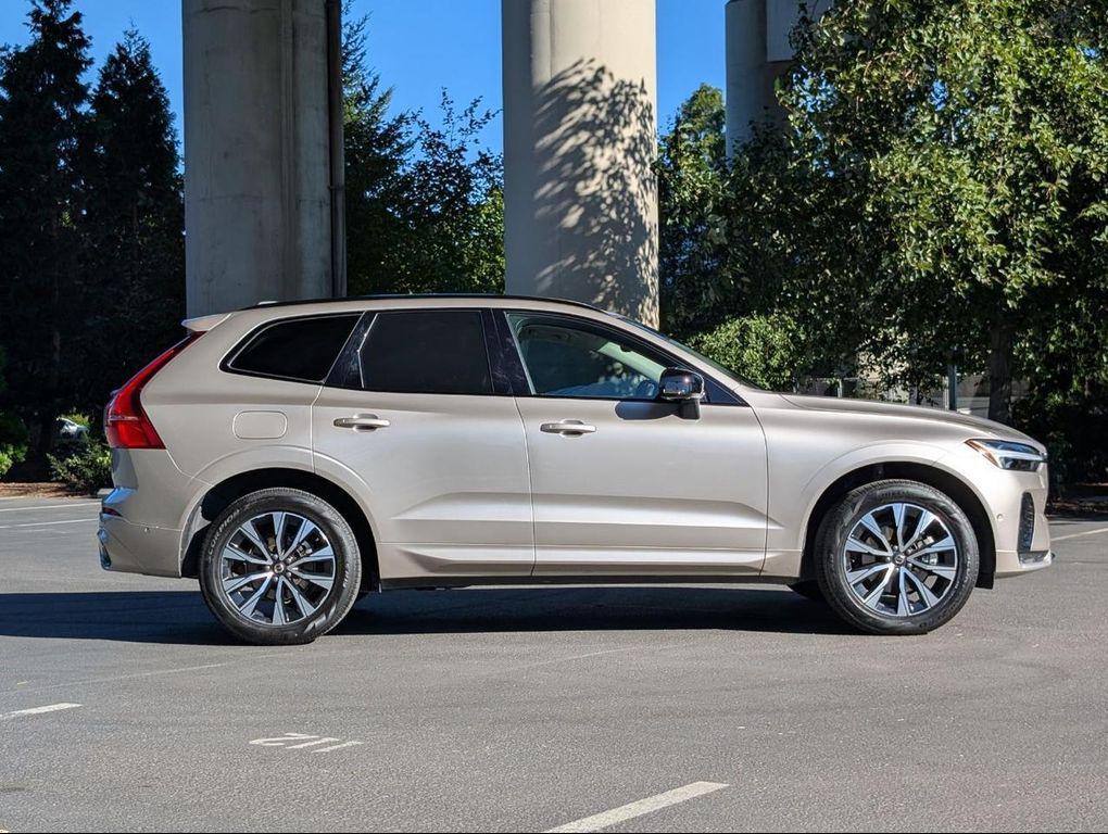used 2025 Volvo XC60 car, priced at $39,800
