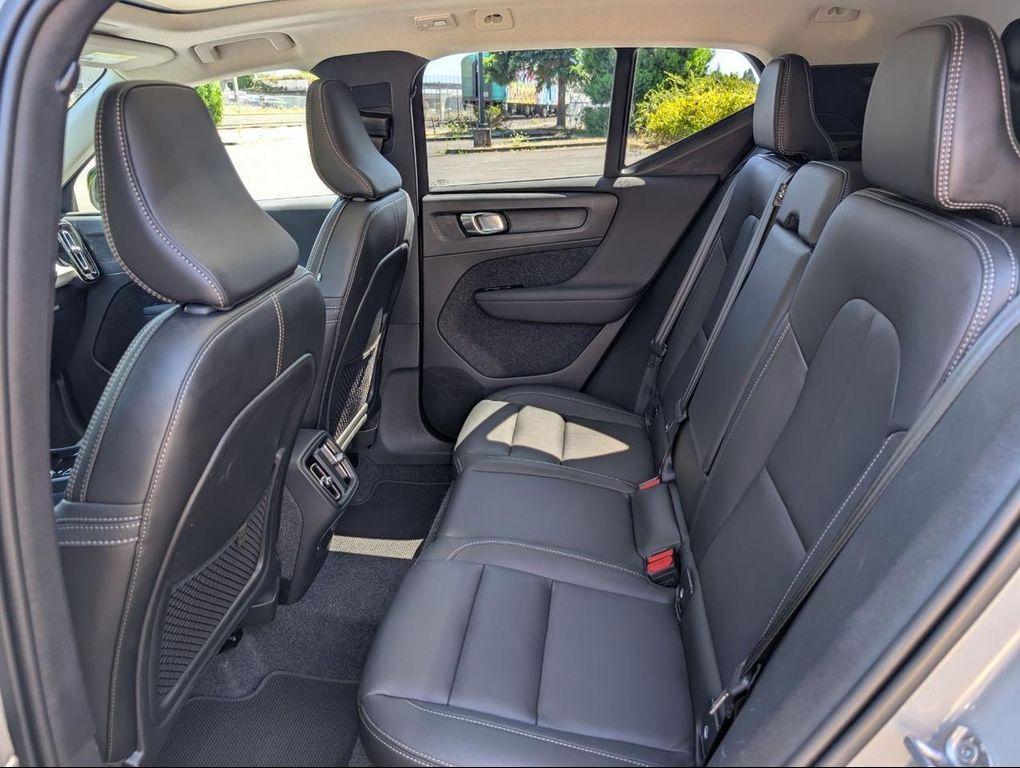 used 2025 Volvo XC40 car, priced at $35,800