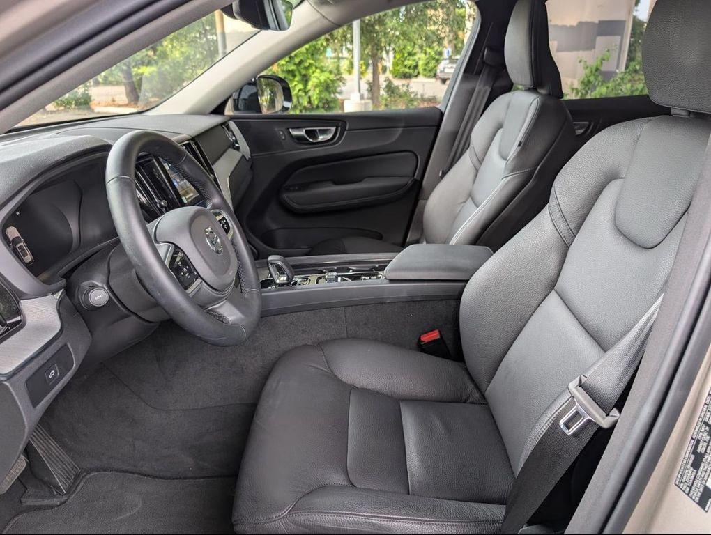 used 2025 Volvo XC60 car, priced at $39,800