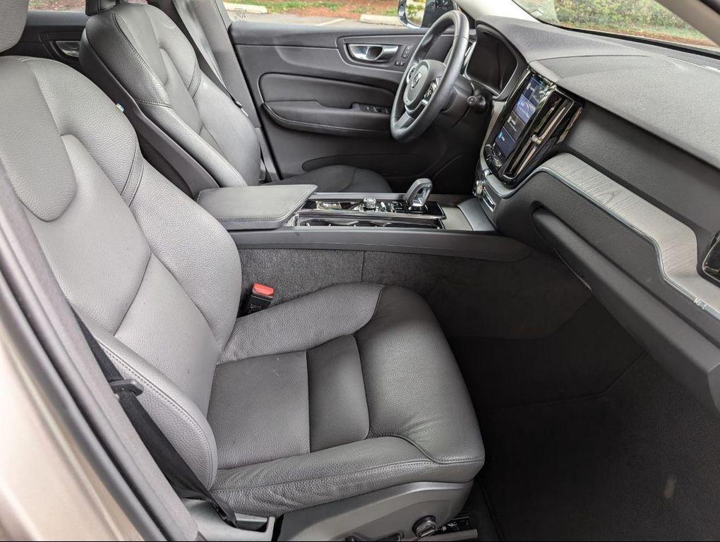used 2025 Volvo XC60 car, priced at $39,800
