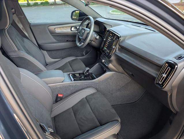 used 2022 Volvo XC40 Recharge Pure Electric car, priced at $31,600