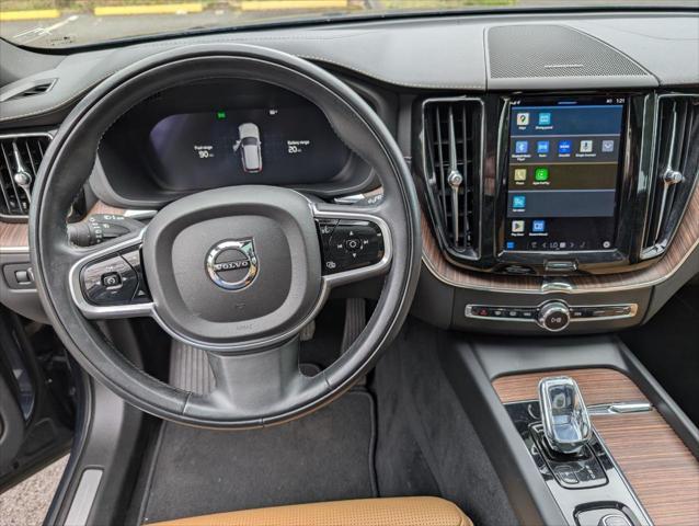 used 2022 Volvo XC60 Recharge Plug-In Hybrid car, priced at $37,800