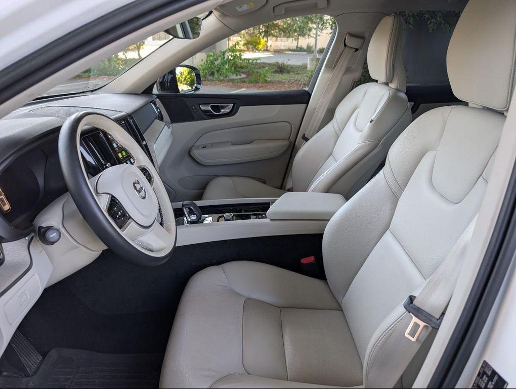 used 2023 Volvo XC60 car, priced at $39,800