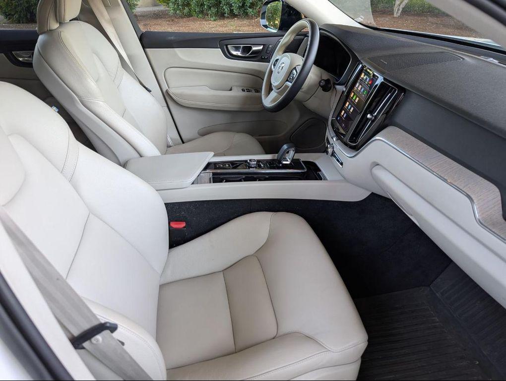 used 2023 Volvo XC60 car, priced at $39,800