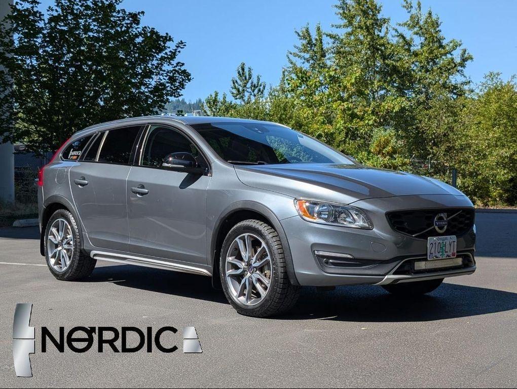 used 2018 Volvo V60 Cross Country car, priced at $19,800