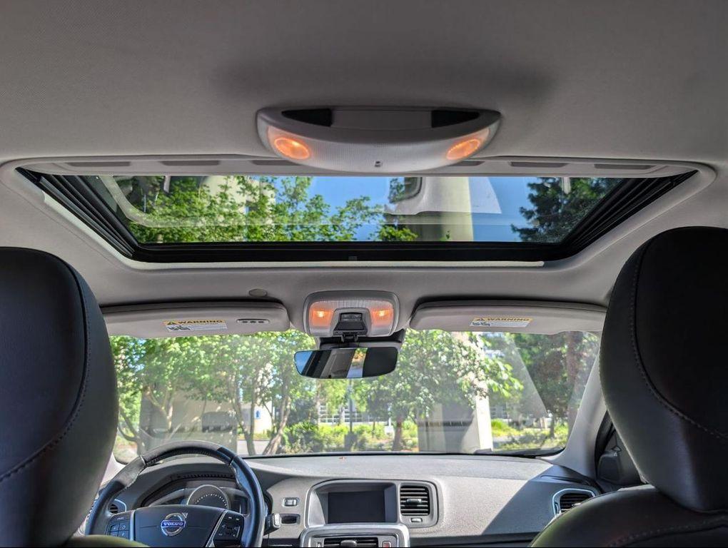 used 2018 Volvo V60 Cross Country car, priced at $19,800