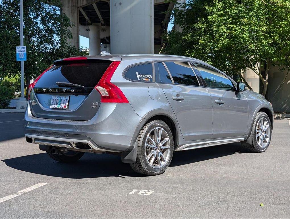 used 2018 Volvo V60 Cross Country car, priced at $19,800