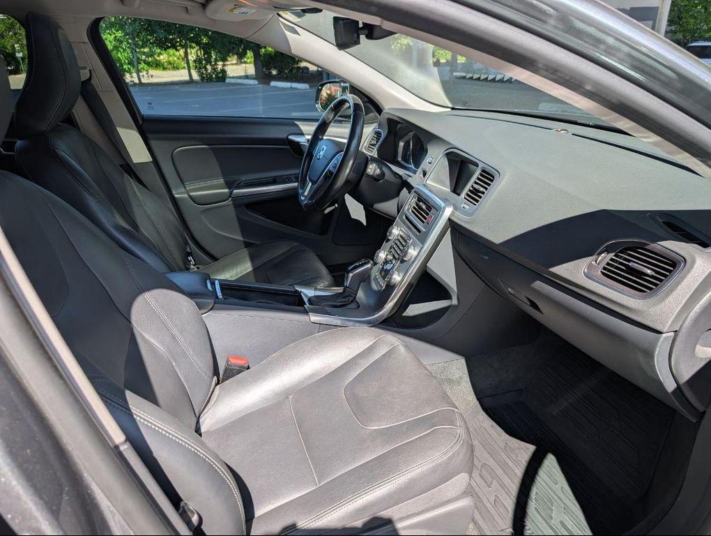 used 2018 Volvo V60 Cross Country car, priced at $19,800