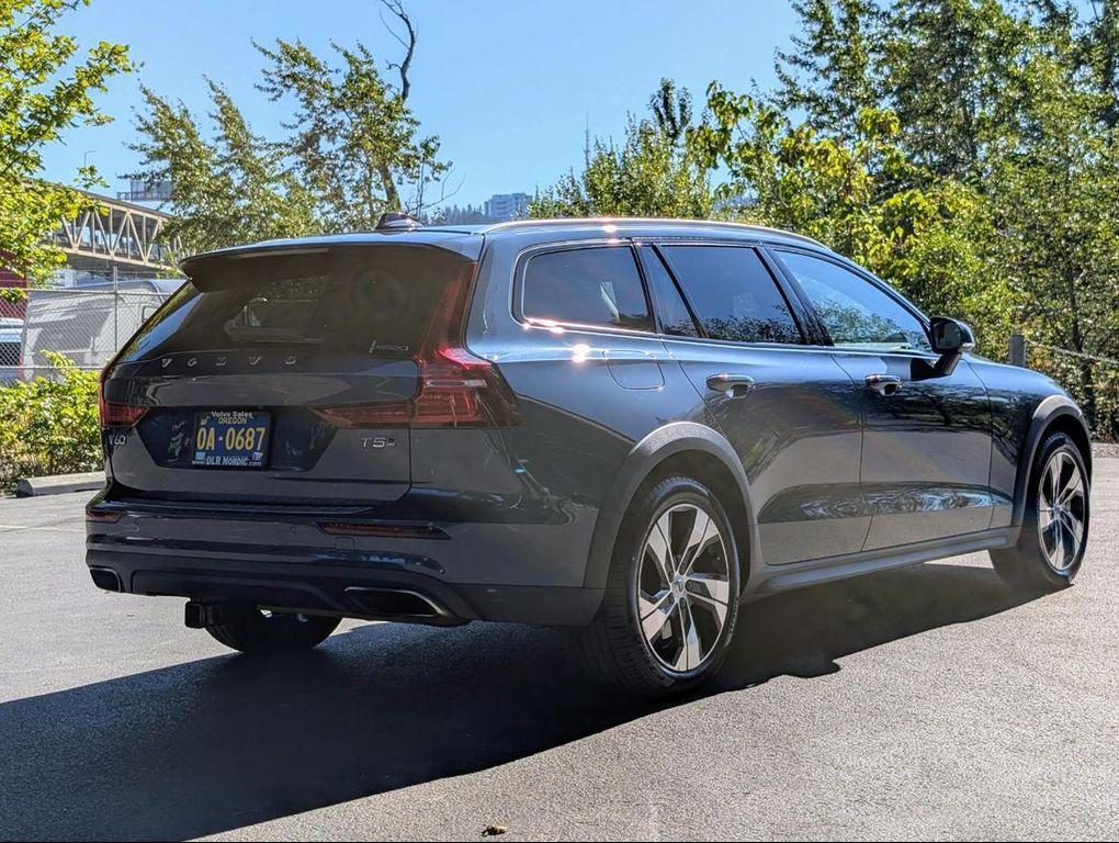 used 2020 Volvo V60 Cross Country car, priced at $29,800