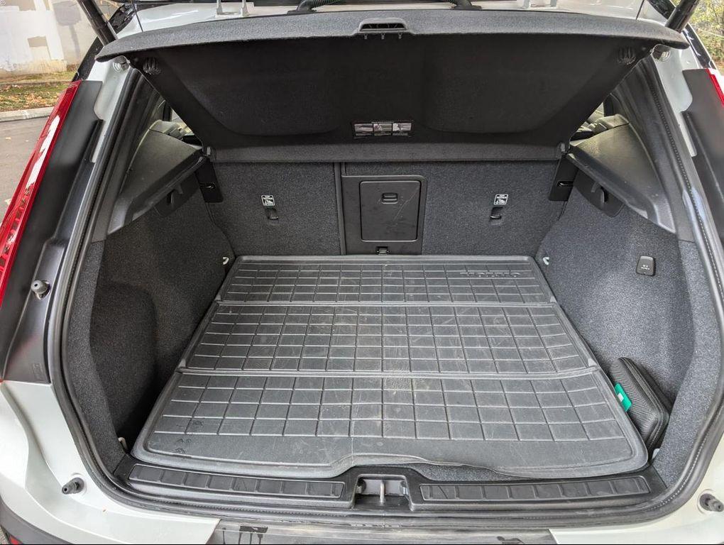 used 2024 Volvo XC40 Recharge Pure Electric car, priced at $41,800