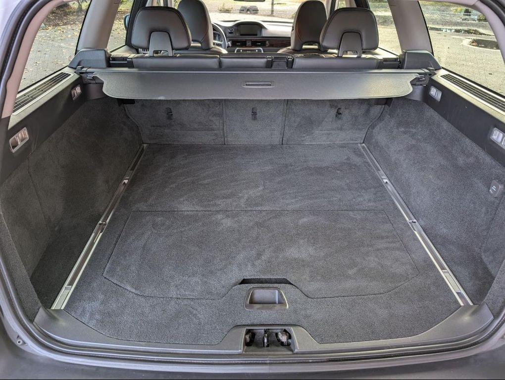 used 2014 Volvo XC70 car, priced at $24,800