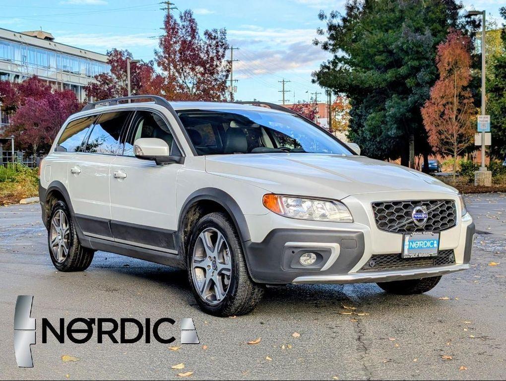 used 2014 Volvo XC70 car, priced at $24,800