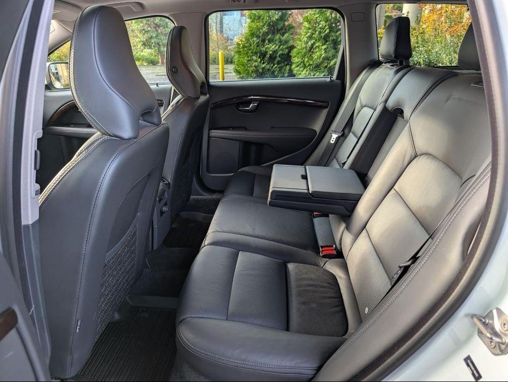 used 2014 Volvo XC70 car, priced at $24,800