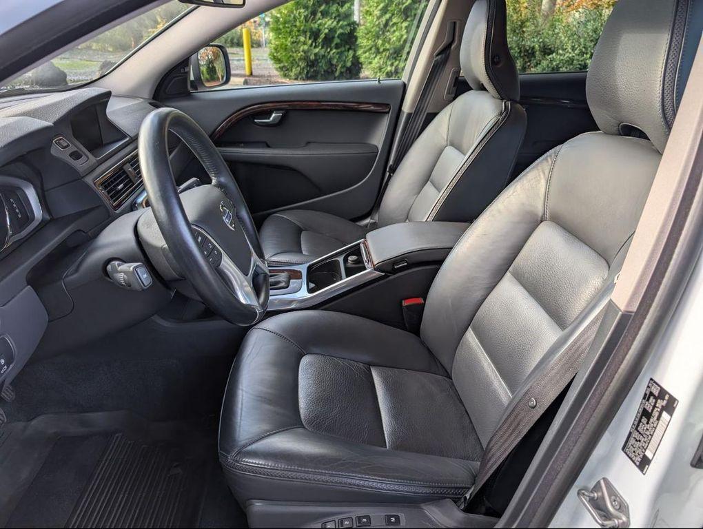 used 2014 Volvo XC70 car, priced at $24,800