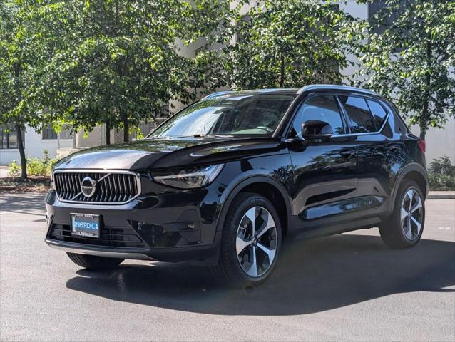 used 2025 Volvo XC40 car, priced at $36,400