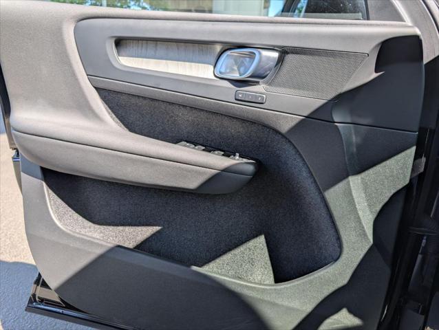 used 2025 Volvo XC40 car, priced at $36,400