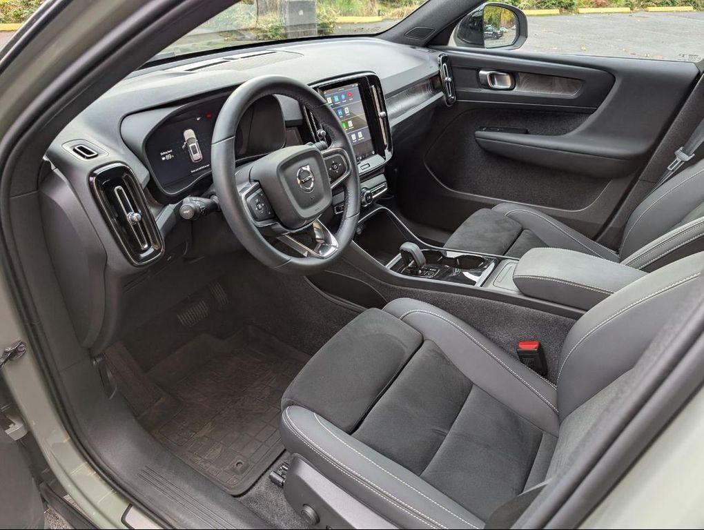 used 2024 Volvo XC40 Recharge Pure Electric car, priced at $39,800