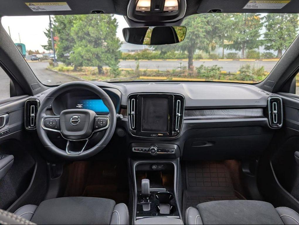 used 2024 Volvo XC40 Recharge Pure Electric car, priced at $39,800