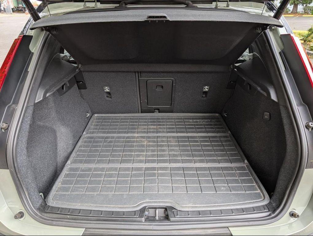 used 2024 Volvo XC40 Recharge Pure Electric car, priced at $39,800