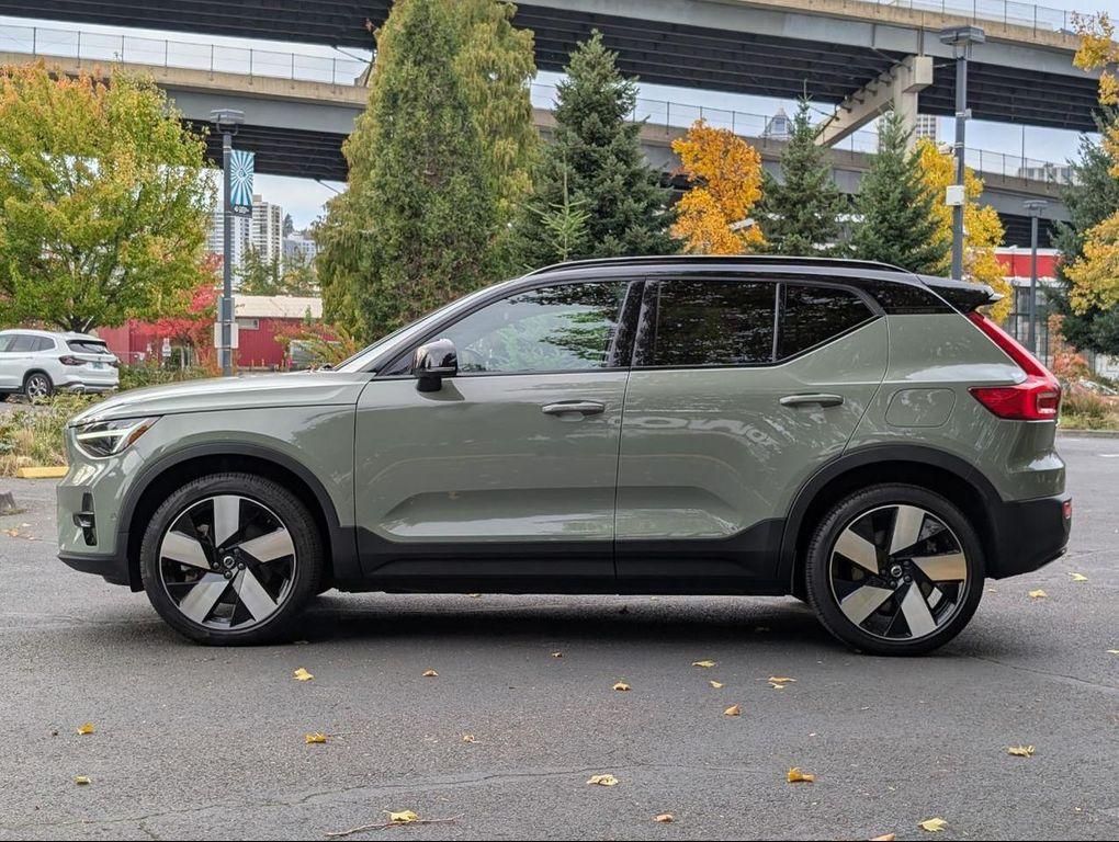 used 2024 Volvo XC40 Recharge Pure Electric car, priced at $39,800