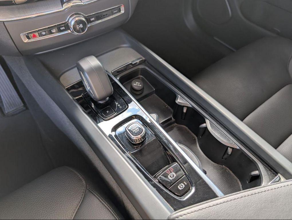 used 2025 Volvo XC60 car, priced at $40,800