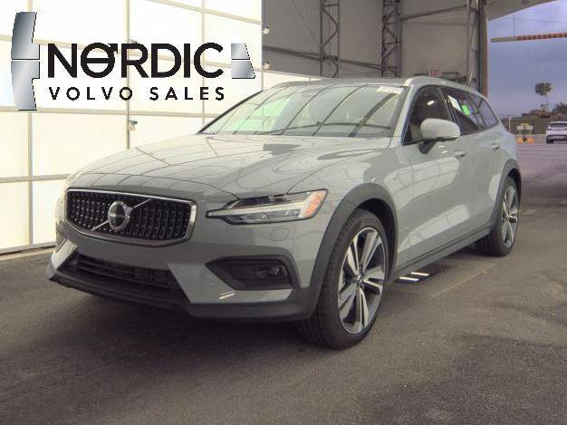 used 2025 Volvo V60 Cross Country car, priced at $44,600