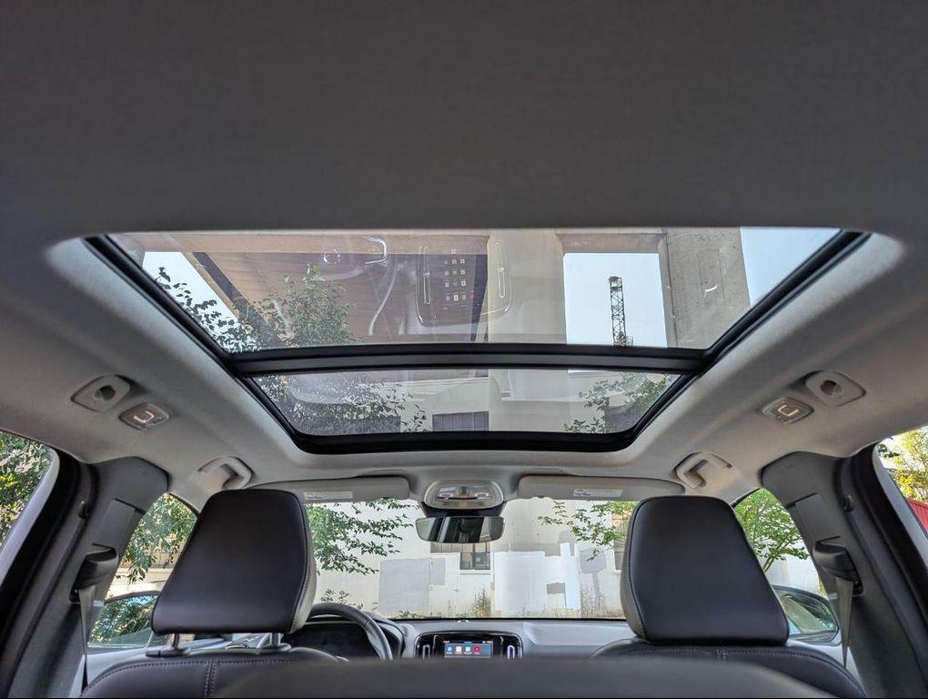 used 2025 Volvo XC40 car, priced at $35,800