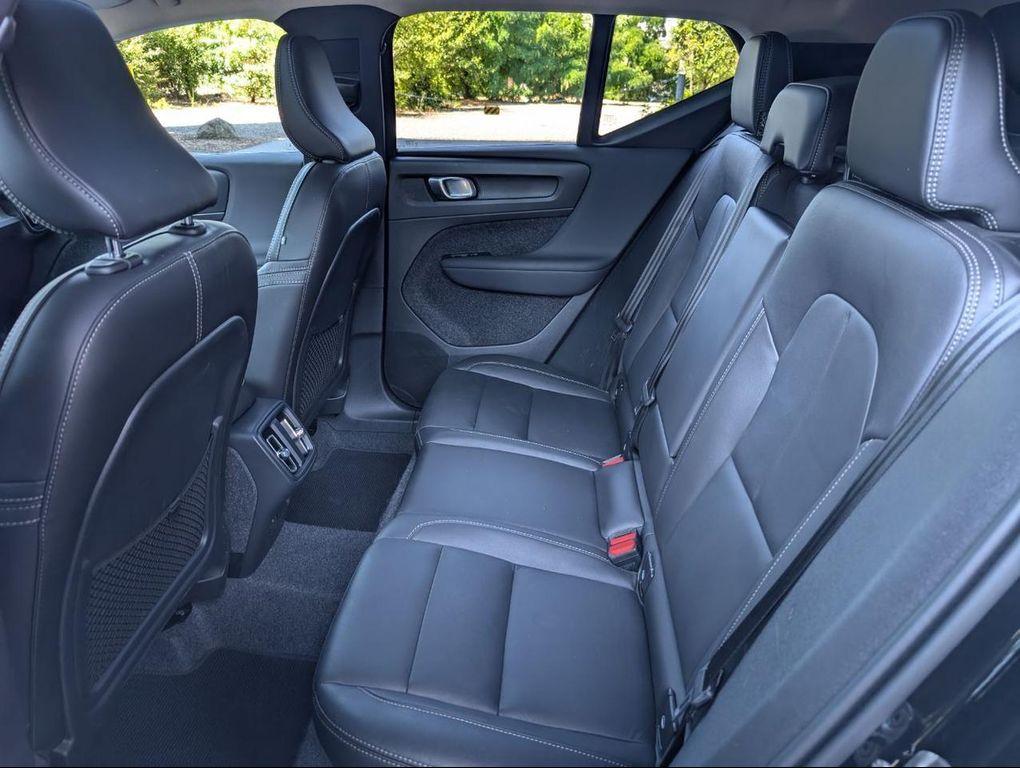 used 2025 Volvo XC40 car, priced at $35,800