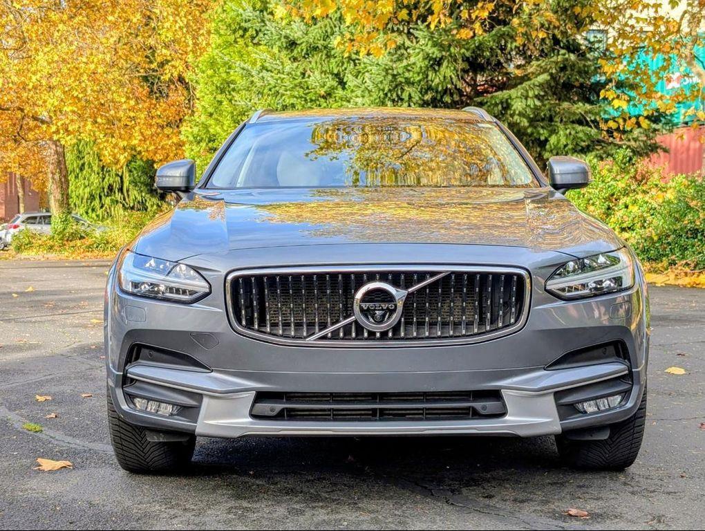 used 2020 Volvo V90 car, priced at $33,400
