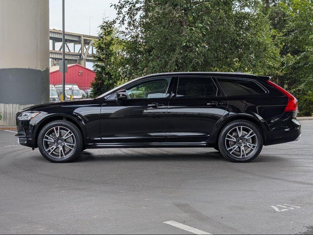 used 2017 Volvo V90 Cross Country car, priced at $24,900