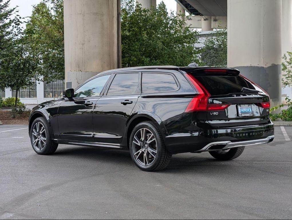 used 2017 Volvo V90 Cross Country car, priced at $24,900
