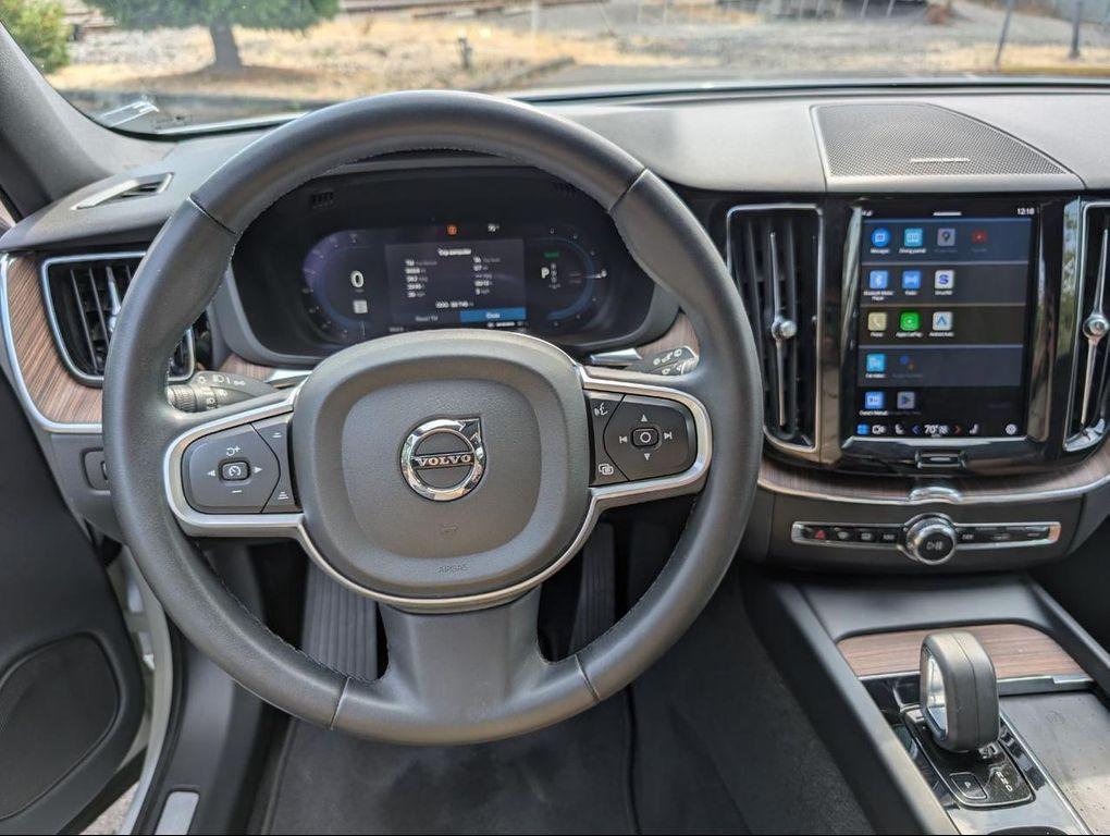 used 2022 Volvo XC60 Recharge Plug-In Hybrid car, priced at $35,800