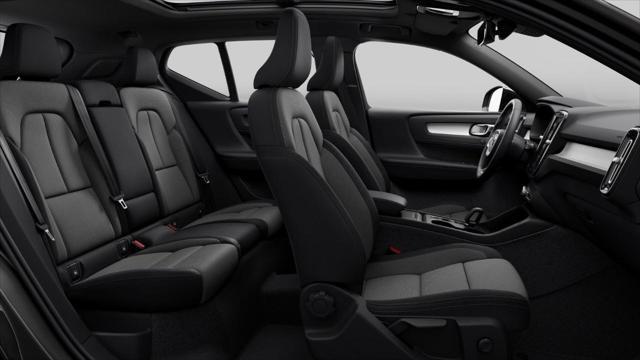 used 2025 Volvo XC40 car, priced at $34,500