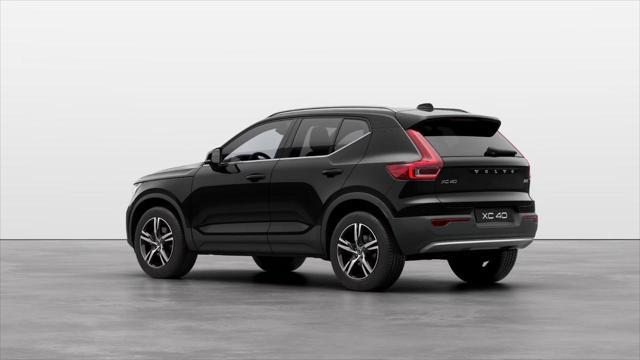 used 2025 Volvo XC40 car, priced at $34,500