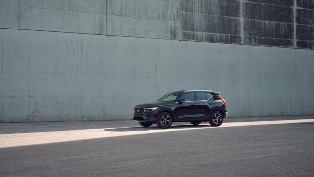 used 2025 Volvo XC40 car, priced at $34,500