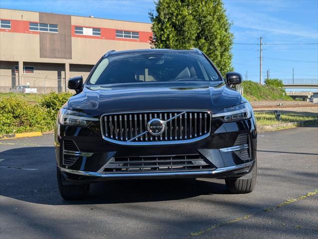 used 2022 Volvo XC60 Recharge Plug-In Hybrid car, priced at $39,800