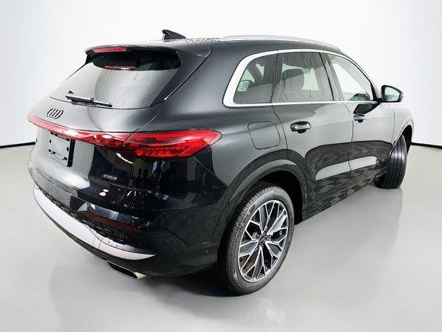 new 2025 Audi Q5 car, priced at $60,350