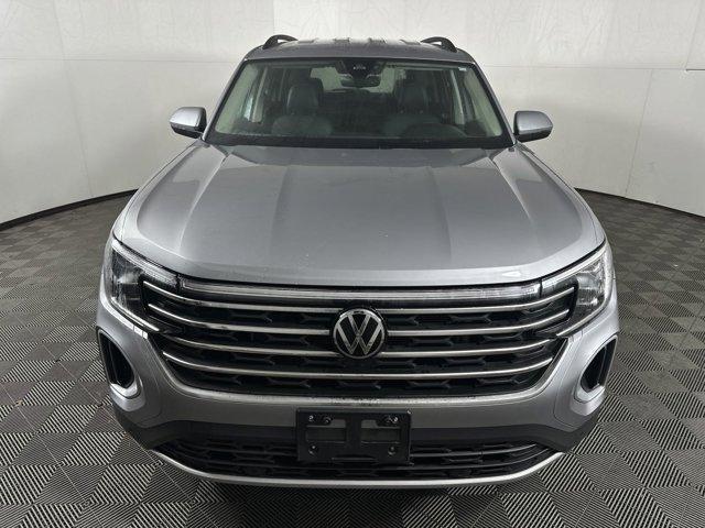 used 2024 Volkswagen Atlas car, priced at $33,987