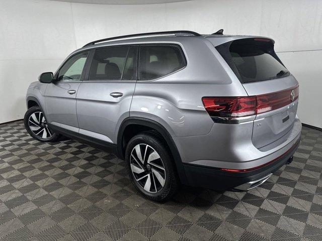 used 2024 Volkswagen Atlas car, priced at $33,987