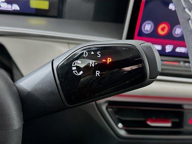 new 2025 Volkswagen Tiguan car, priced at $35,589