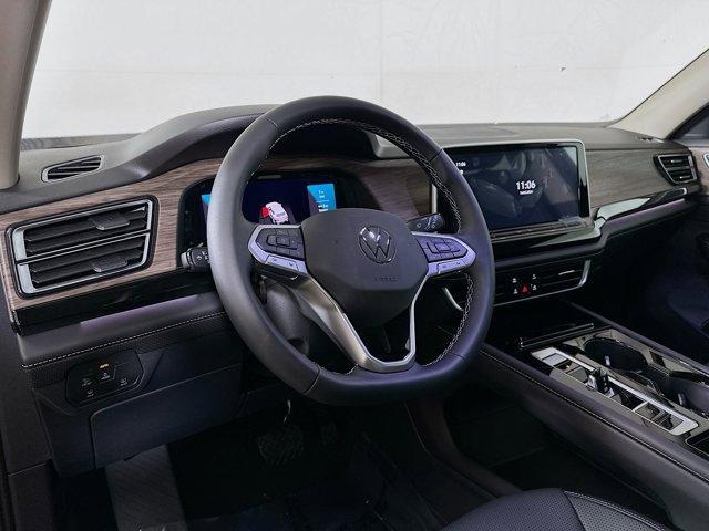 new 2025 Volkswagen Atlas car, priced at $49,071