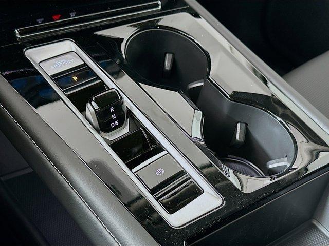 new 2025 Volkswagen Atlas car, priced at $49,071