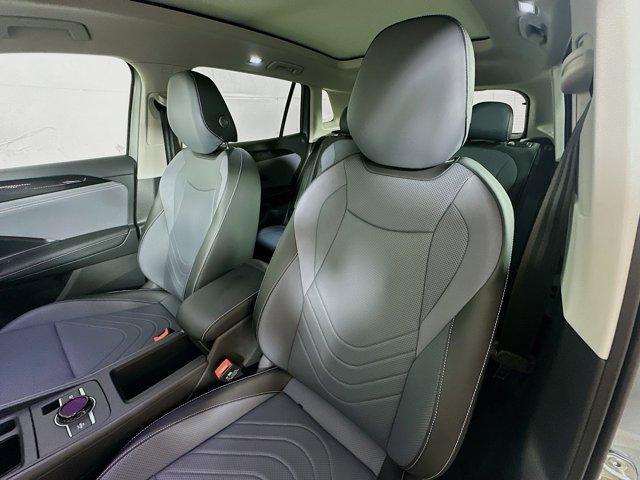 new 2025 Volkswagen Tiguan car, priced at $34,671