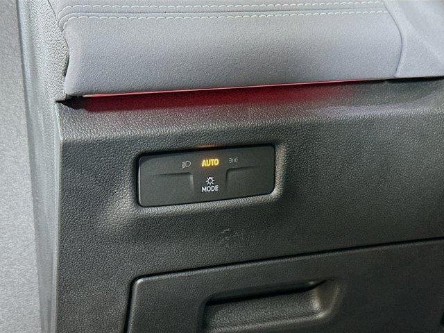 new 2025 Volkswagen Tiguan car, priced at $34,671